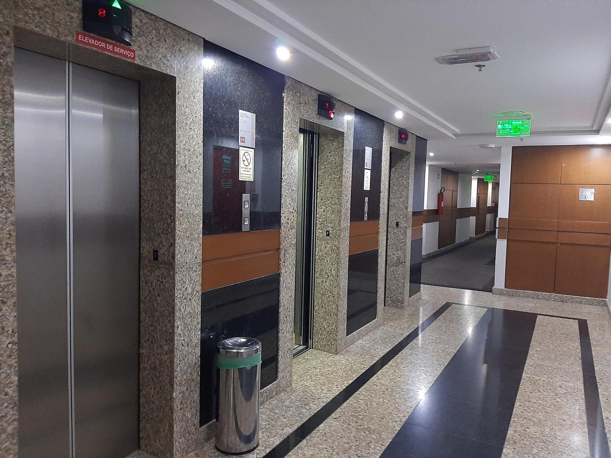 Aparthotel Flat 50m2 Com Varanda Brasilia